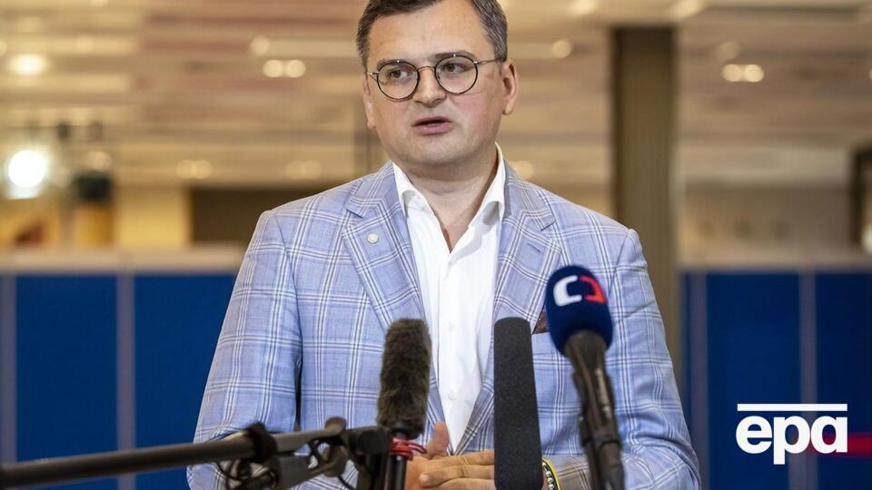 Кулеба: Россия обстреливала Херсон в канун Рождества, а на Новый год наносила массированные удары ракетами и беспилотниками