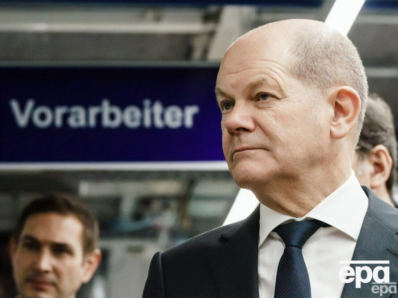 Зеленський проведе розмову із Шольцом (на фото) 6 січня