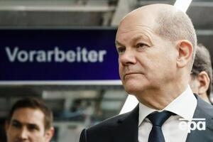 Зеленський проведе розмову із Шольцом (на фото) 6 січня