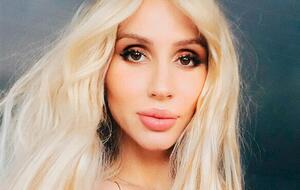 Loboda: Що тобі, мамо, знову не спиться вночі, про що твої думи шепочуть...