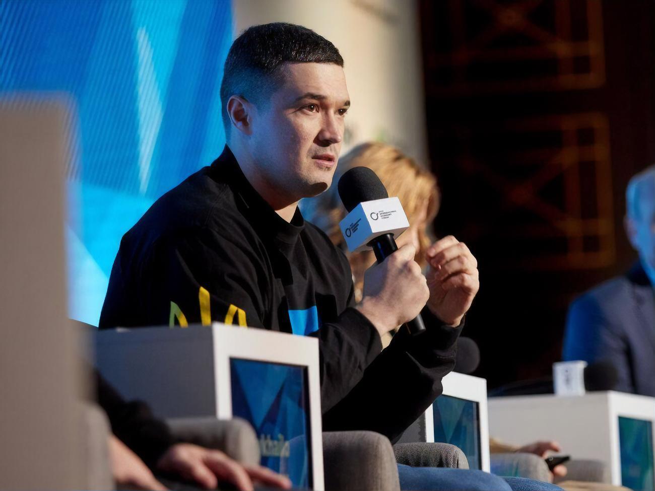 За словами Федорова, раніше витяг доводилося чекати добу