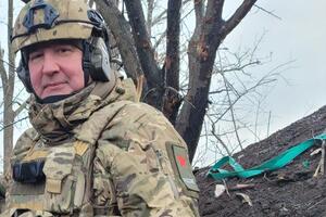 Фейгин удивился, что Рогозин (на фото) получил "сексуальное ранение" в Донецке, а не на передней линии фронта