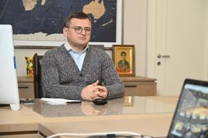 Кулеба: Ми чули, що Росія й Іран, імовірно, ведуть переговори щодо угоди про постачання деяких видів ракет з Ірану до Росії. Ми дуже уважно стежимо за цим процесом