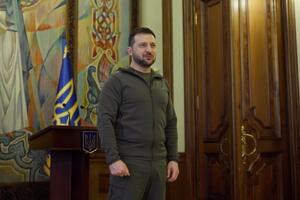 Зеленский о новой помощи от США: Это своевременно и сильно
