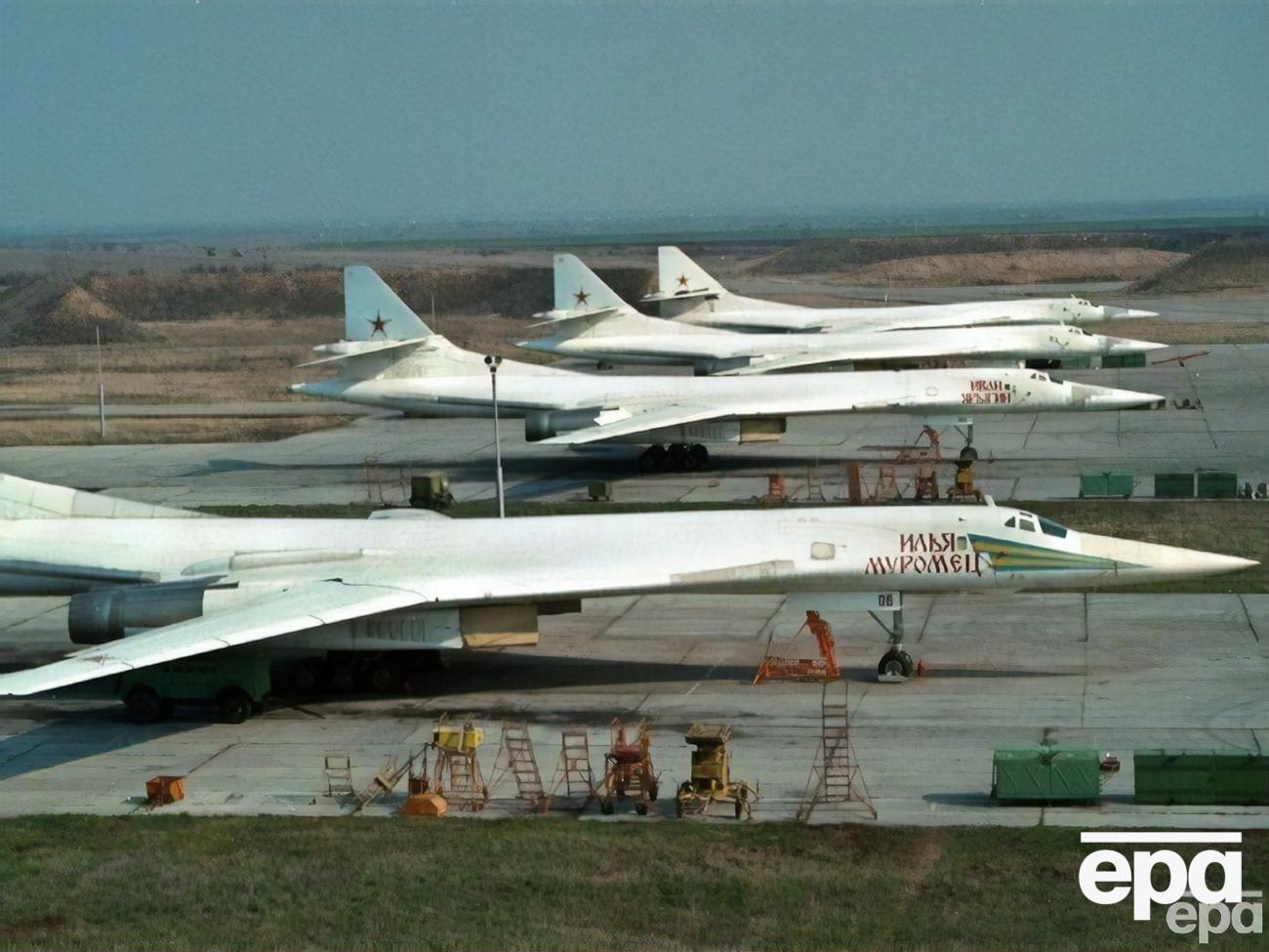 Взрывы на российских аэродромах "являются ответом на действия Москвы", считает Фейгин