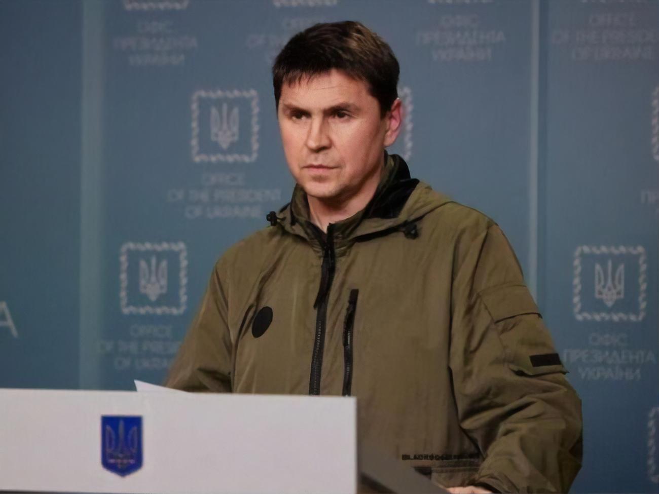 Подоляк: Захід стоїть поруч з Україною, що захищає свободу від російських убивць