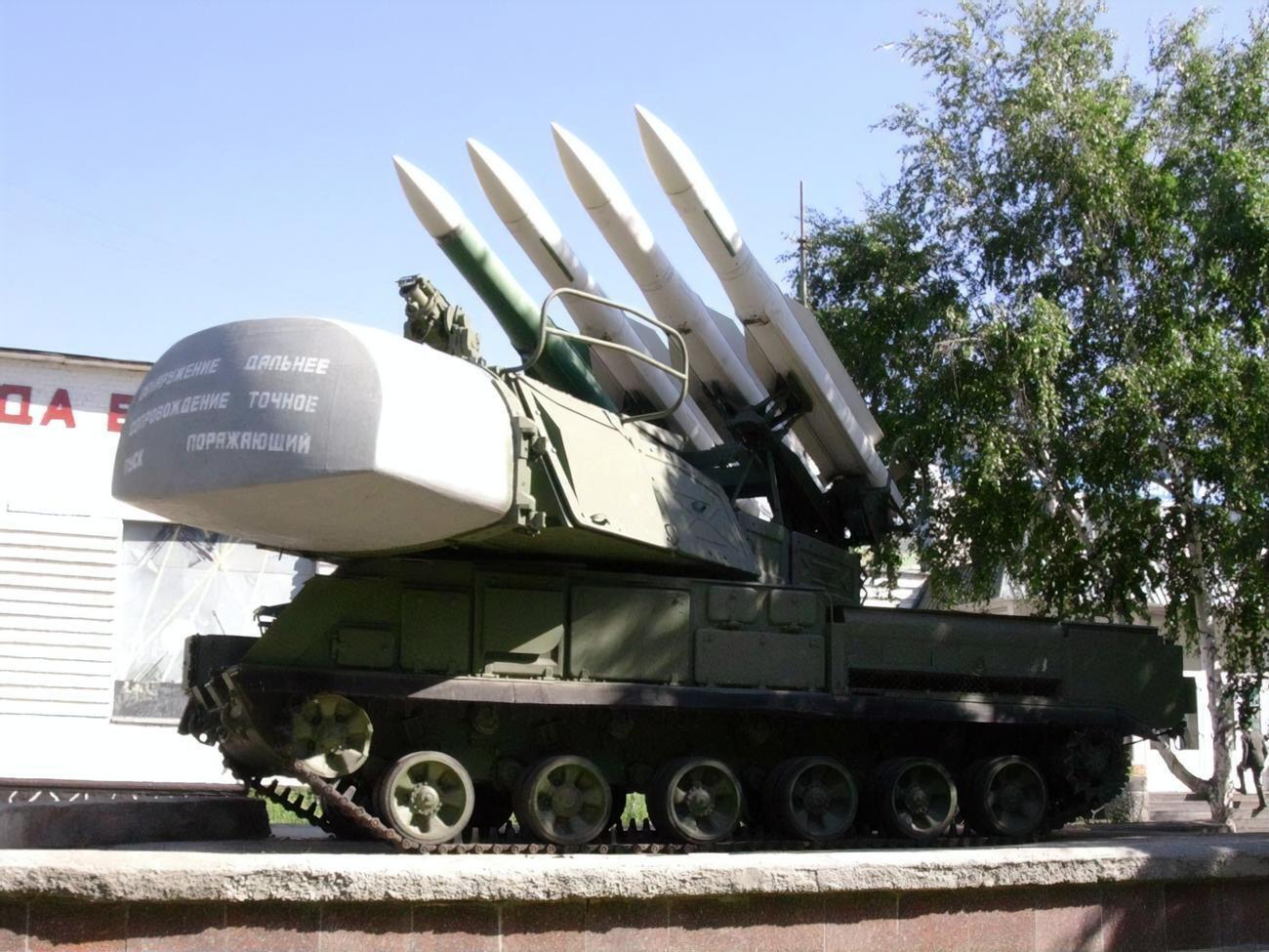 Україна віддала ЗРК "Бук" грузинській стороні через російську загрозу