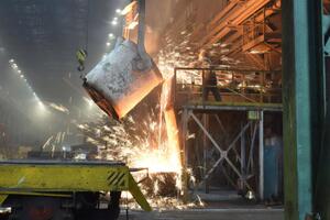 Після початку повномасштабного вторгнення Росії на територію України металургійні компанії значно скоротили експорт своєї продукції через блокування морських портів