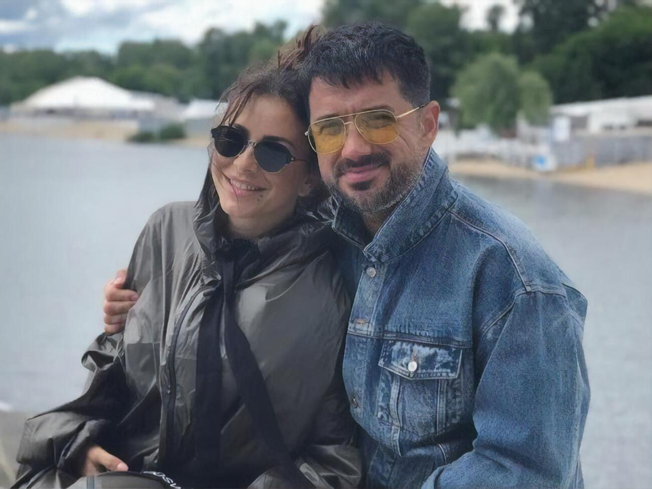 Лорак із 2014 року будує кар'єру у РФ, а Налчаджиоглу після повномасштабного вторгнення Росії живе і працює в Україні