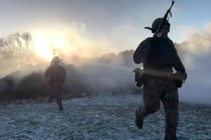 В программу входит обучение добровольцев базовым военным навыкам, а также подготовка младших командиров
