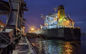 С 1 августа прошлого года Украина экспортировала 17 млн тонн агропродукции по "зерновому коридору"