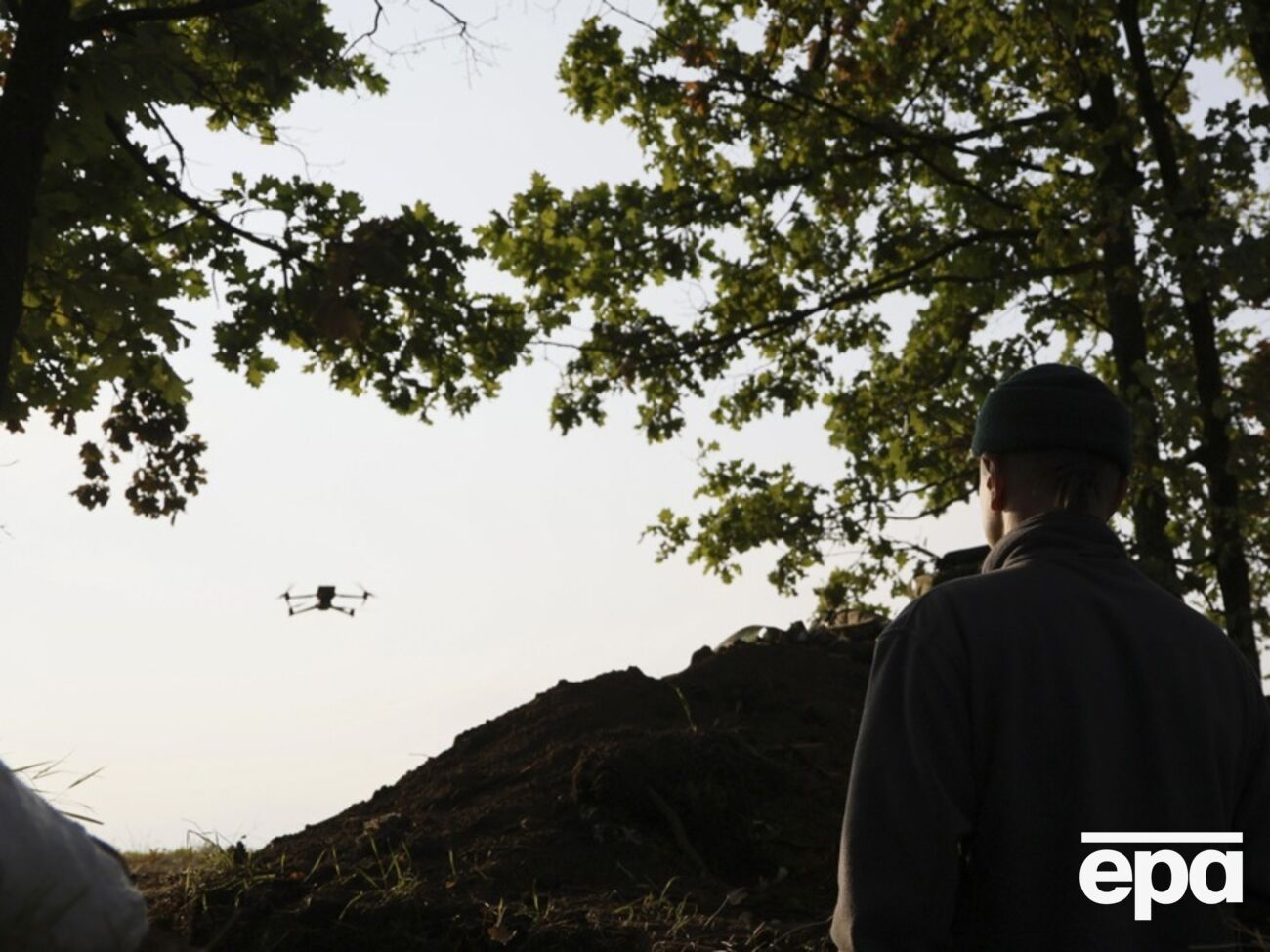 Использование беспилотников сделало невозможными некоторые военные маневры, пишут журналисты