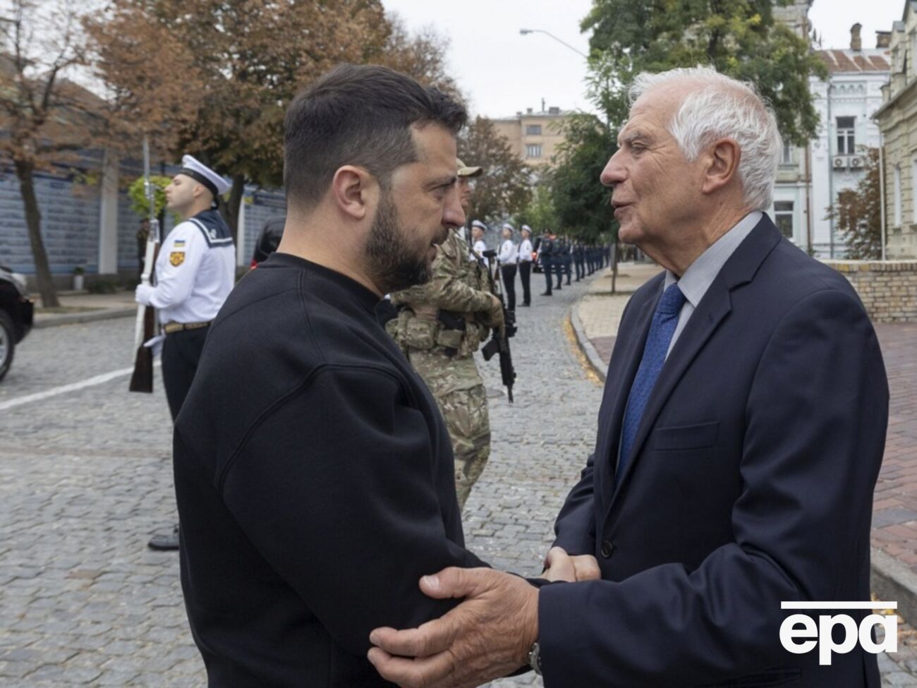 Боррель побывал с визитом в Украине