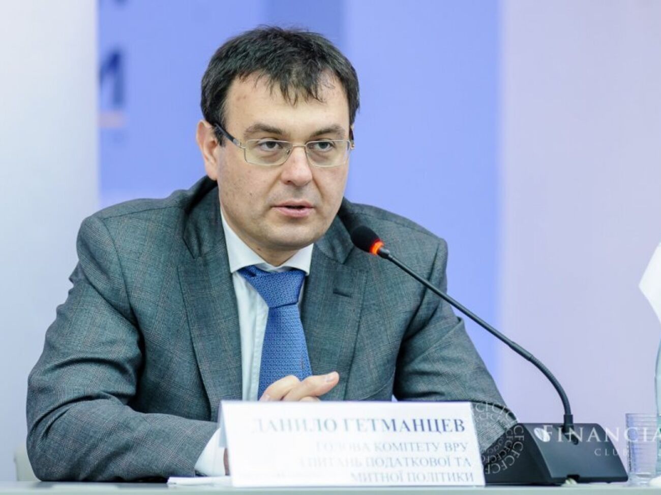 22% усіх опитаних вважають, що Данило Гетманцев найгірше серед чиновників впливає на економічну ситуацію в Україні