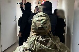 К мэру Мукачево и председателю облсовета пришли с обысками