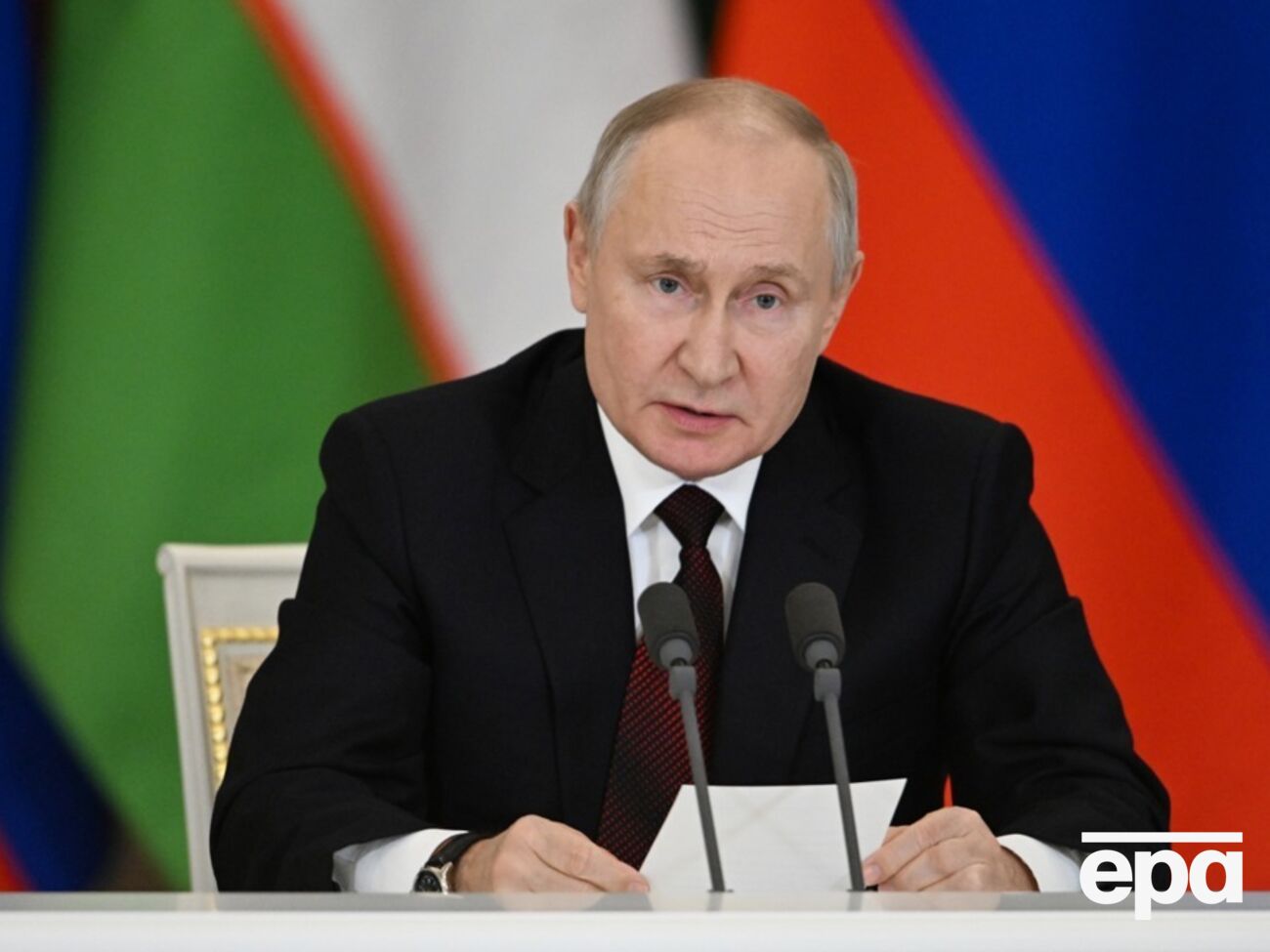 Путин управляет Россией (в должностях президента и премьера) с 2000 года