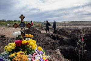 В Грозе похоронили родных военного, чьи поминки атаковала Россия