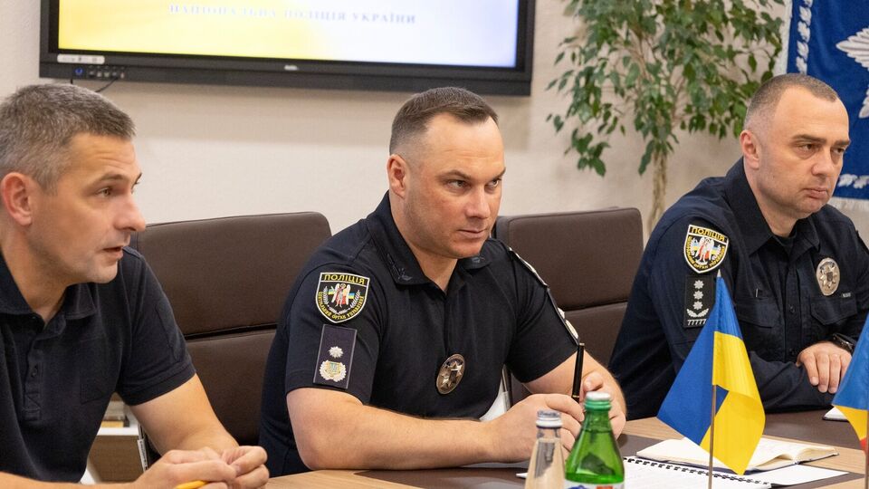 Поліцейським доводиться наводити купу аргументів, щоб евакуювати людей, наголосив Вигівський