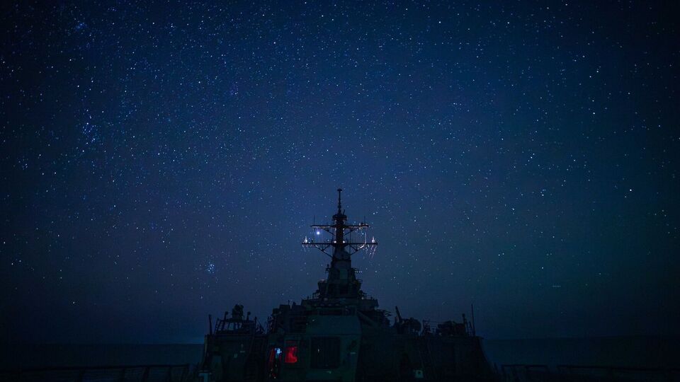 Наказ про скерування авіаносця USS Gerald R. Ford у Східне Середземномор'я ближче до Ізраїлю віддав глава Пентагону Остін