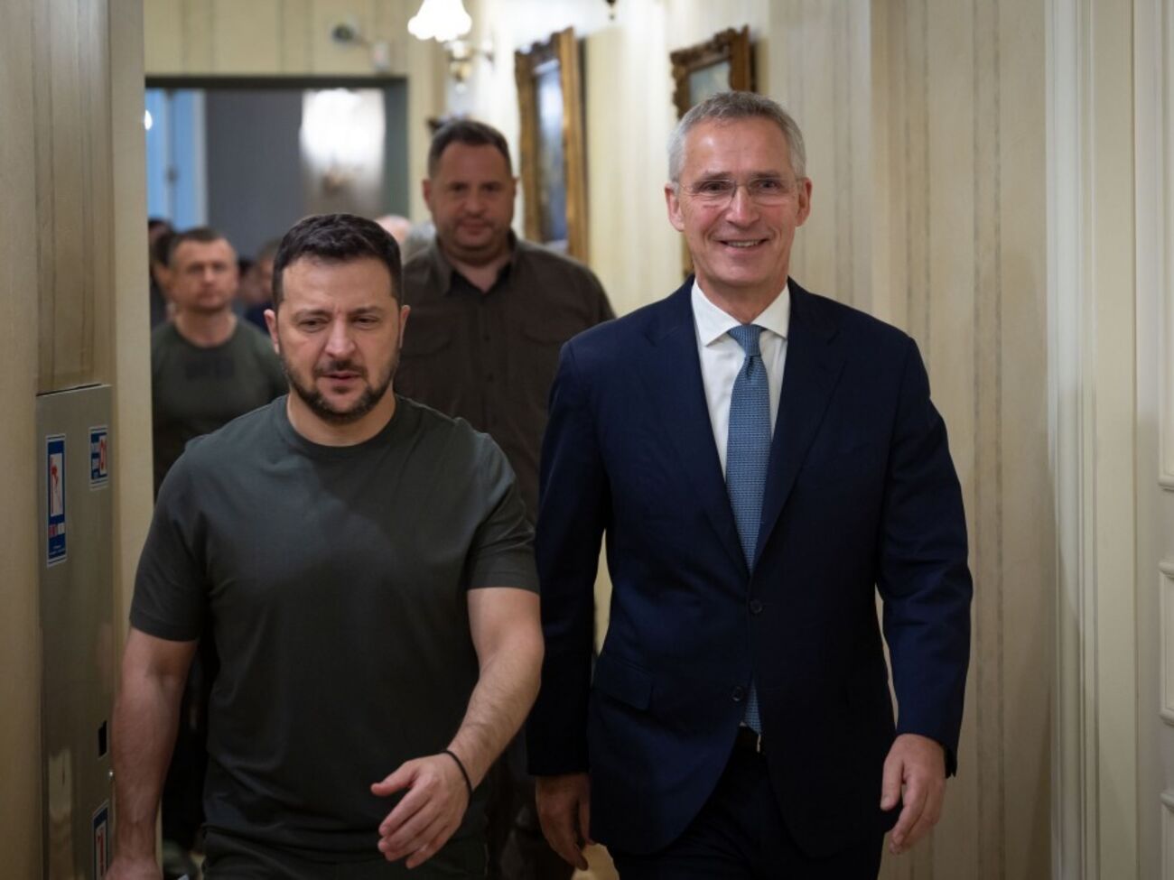 Столтенберг примет Зеленского в Брюсселе в штаб-квартире НАТО