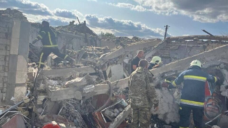 Унаслідок ракетного удару по селу Гроза загинуло 53 особи