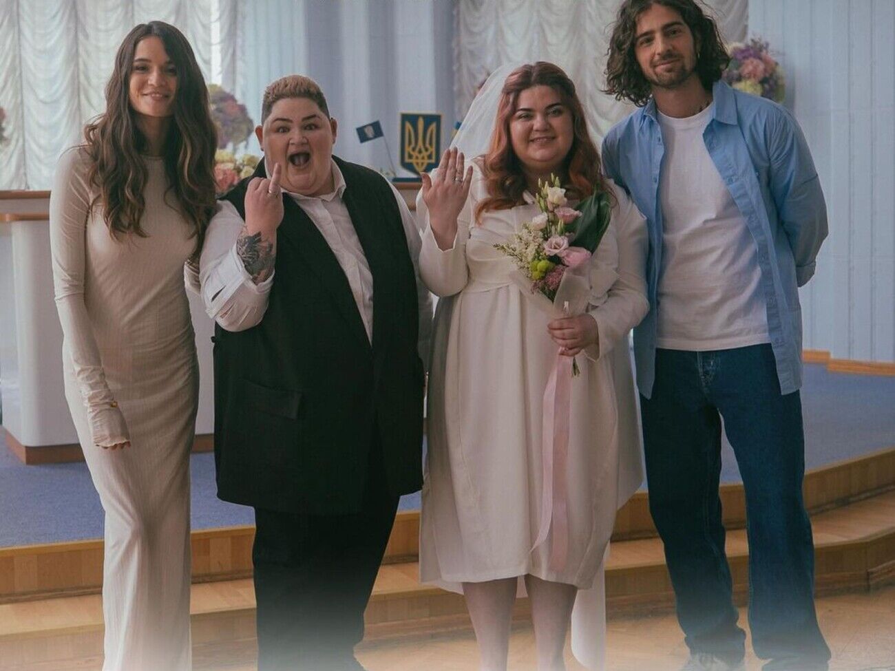 За сюжетом Dantes і Кацуріна планують зареєструвати шлюб, але вкотре одержують відмову через те, що вони є гетеросексуальною парою