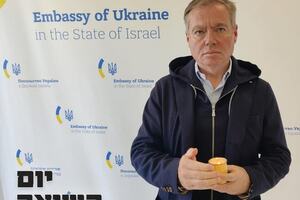 Первый эвакуационный рейс до Румынии будет 14 октября, сообщил посол