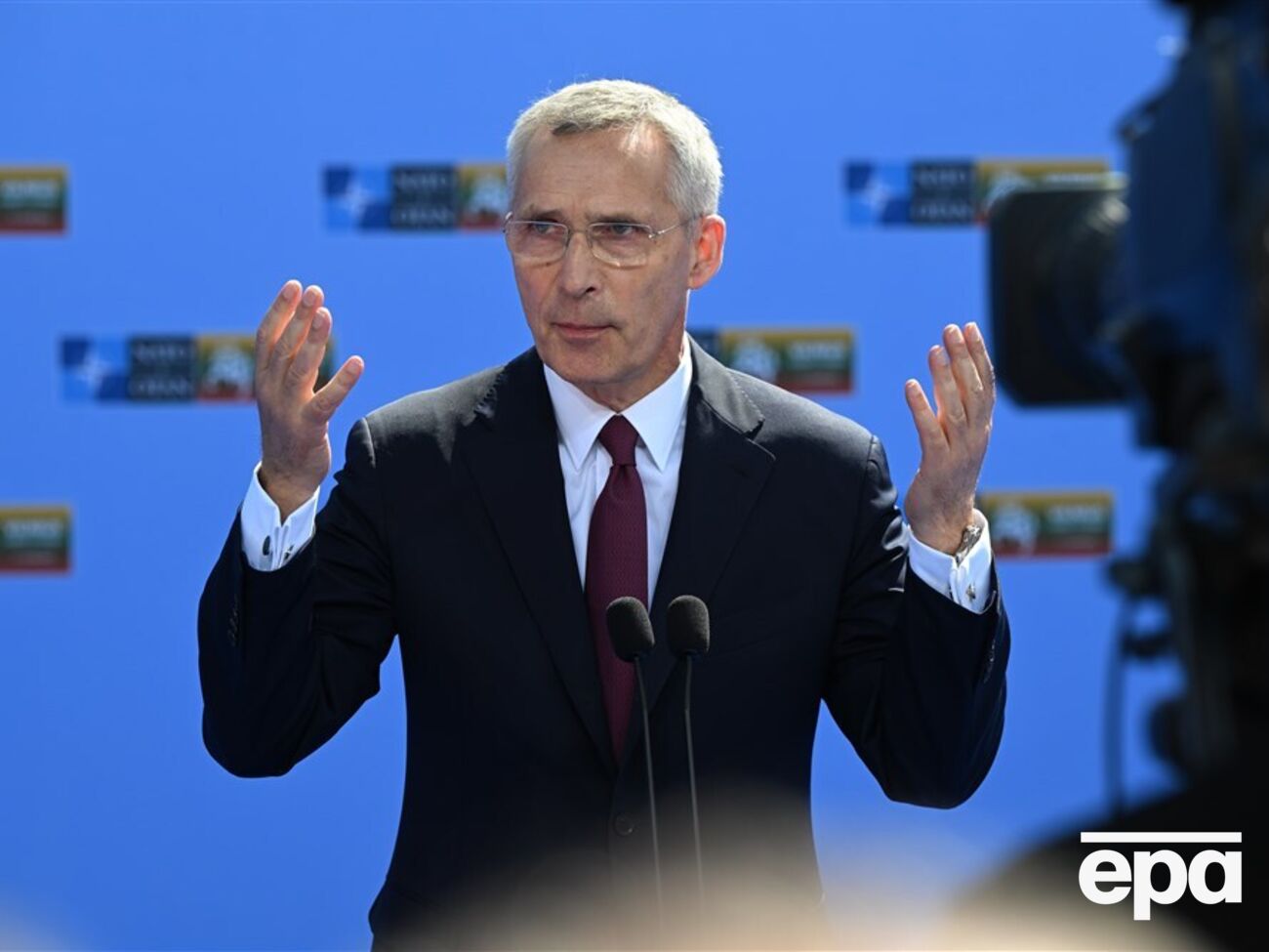 За даними Столтенберга, країни НАТО підписують більше контрактів на виробництво боєприпасів