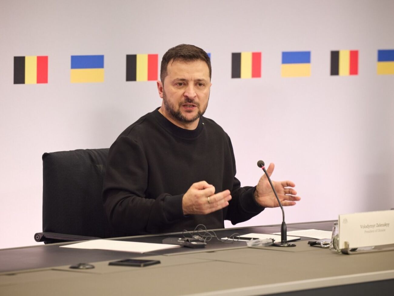 Доходи від заблокованого капіталу РФ спрямують на оборону й відбудову України, сказав президент