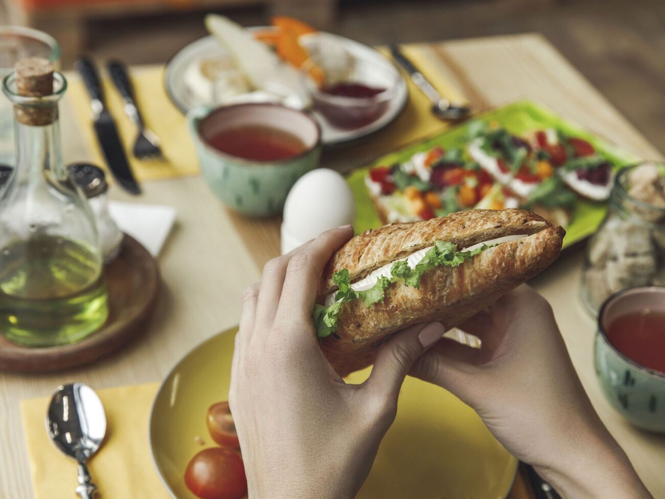 Сэндвич готовится просто