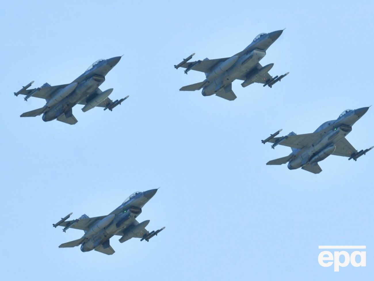 Українські пілоти будуть готові до реальних вильотів на F-16