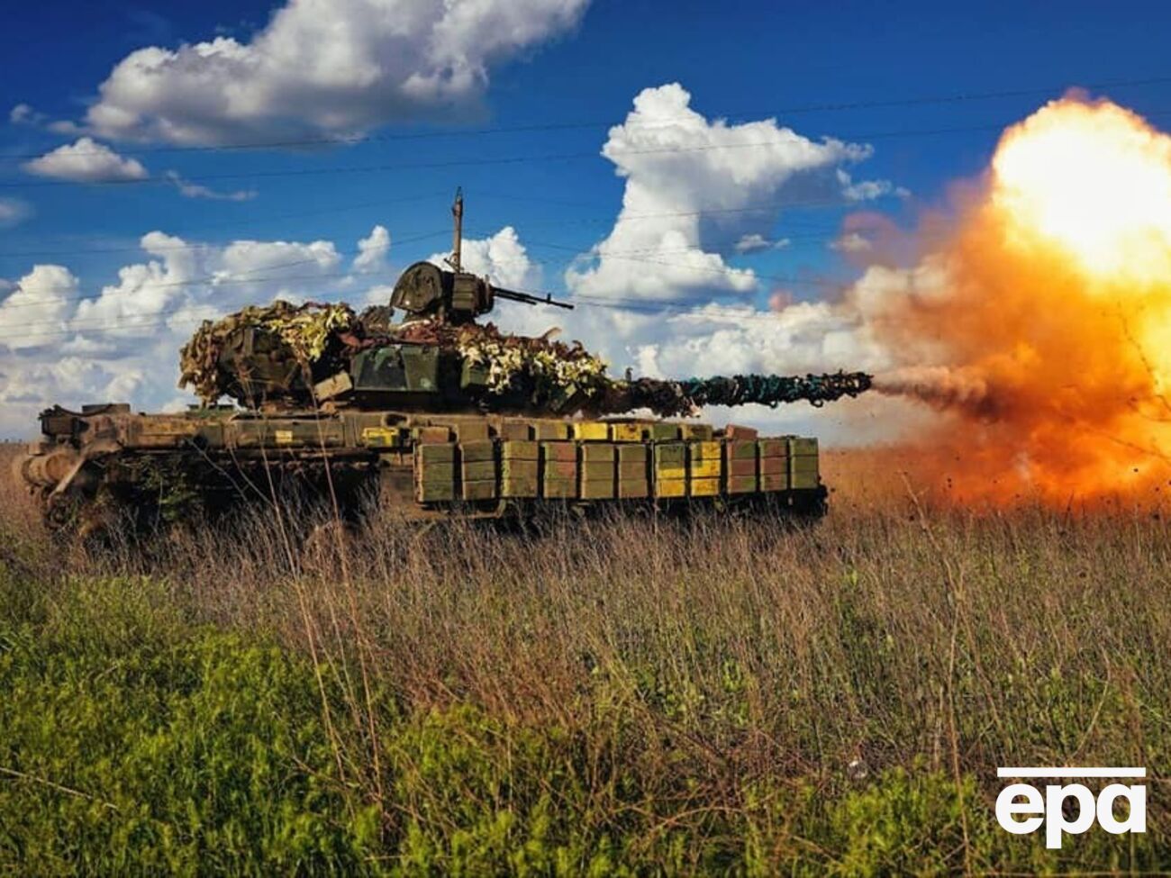 Украинские силы обороняются под Авдеевкой и наступают под Бахмутом, сообщили в Генштабе