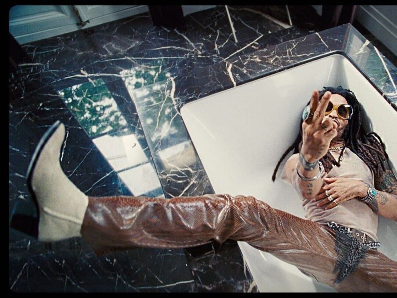 Ленни Кравиц родился 26 мая 1964 года в Нью-Йорке