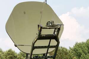 В новый пакет помощи, которую уже доставили в Украину, вошли 82 терминала спутниковой связи Satcom, отметили в правительстве ФРГ