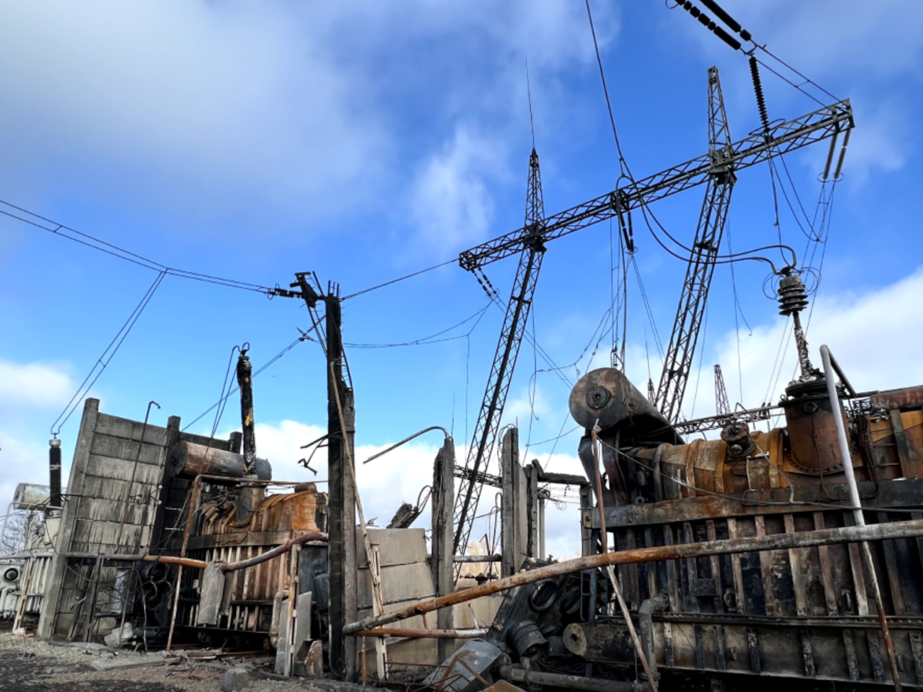 С сентября 2022 года российские оккупанты выпустили по энергетическим объектам Украины более 1,2 тыс. ракет и дронов, примерно 250 попали в цель