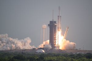 "Психея", размещенная на борту тяжелой ракеты SpaceX Falcon Heavy, успешно взлетела с космического центра имени Кеннеди во Флориде 13 октября
