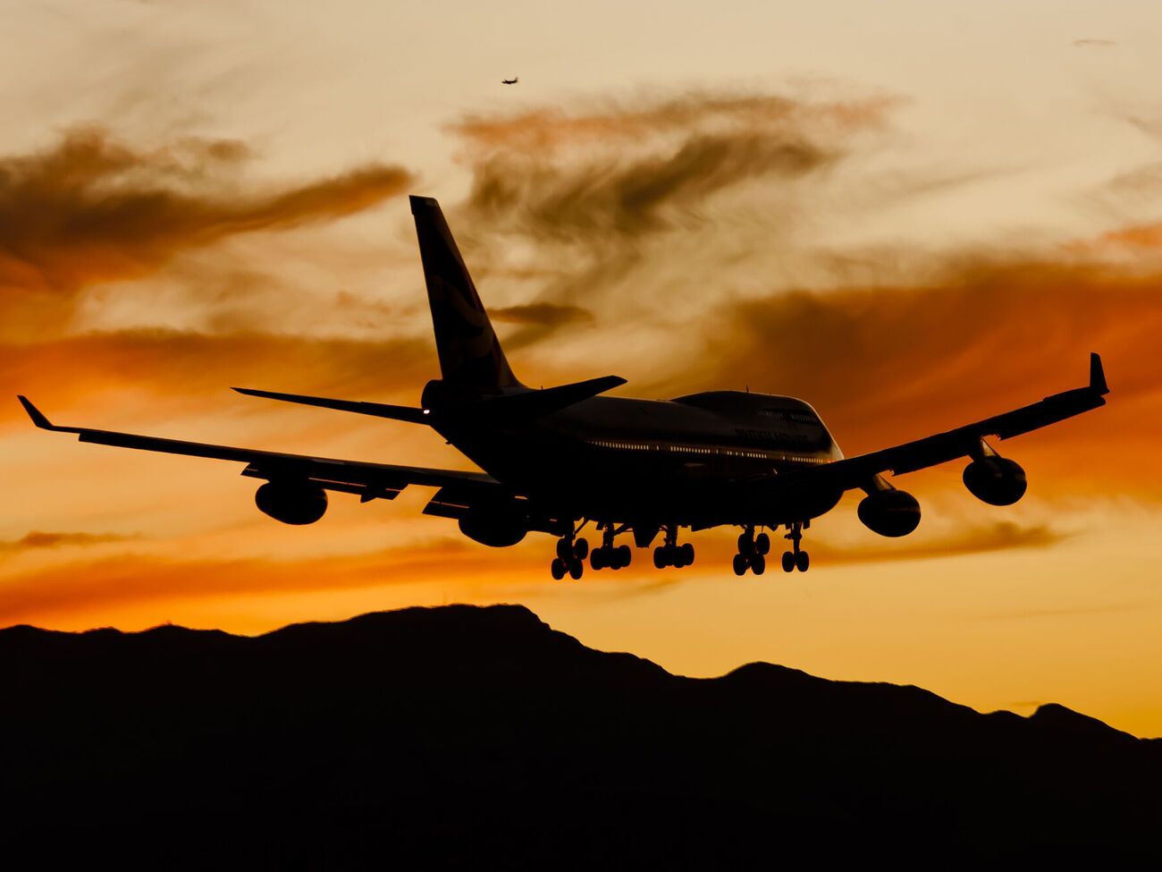 207 українців вилетіли з Ізраїлю в Румунію