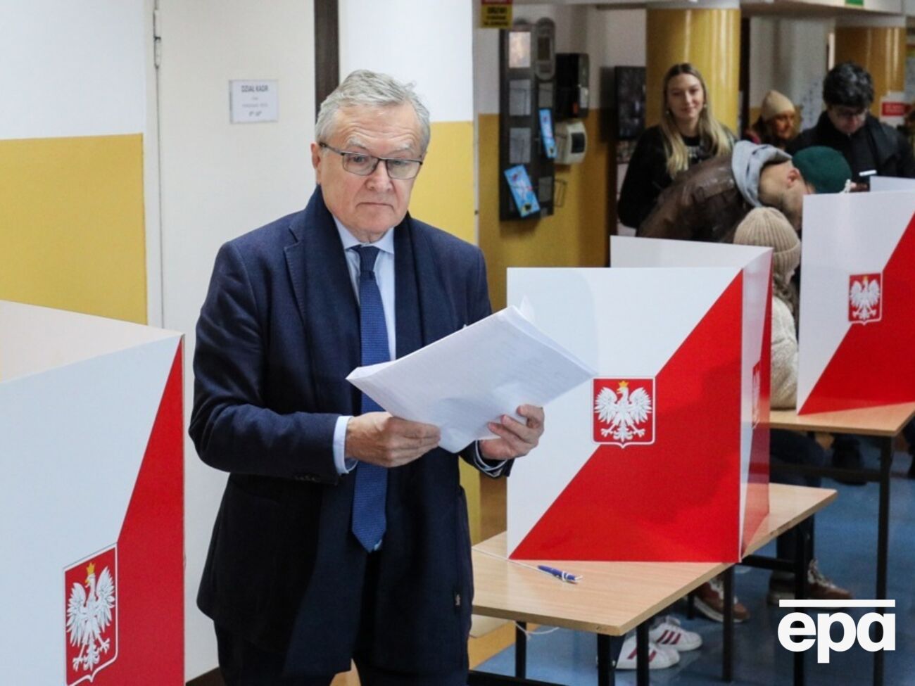 Избирательные участки закрылись в Польше в 21.00