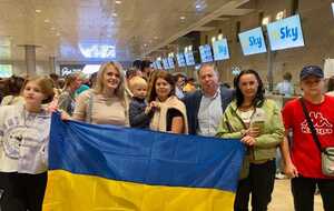 Первый эвакуационный борт с 207 гражданами Украины на борту вылетел вечером 14 октября