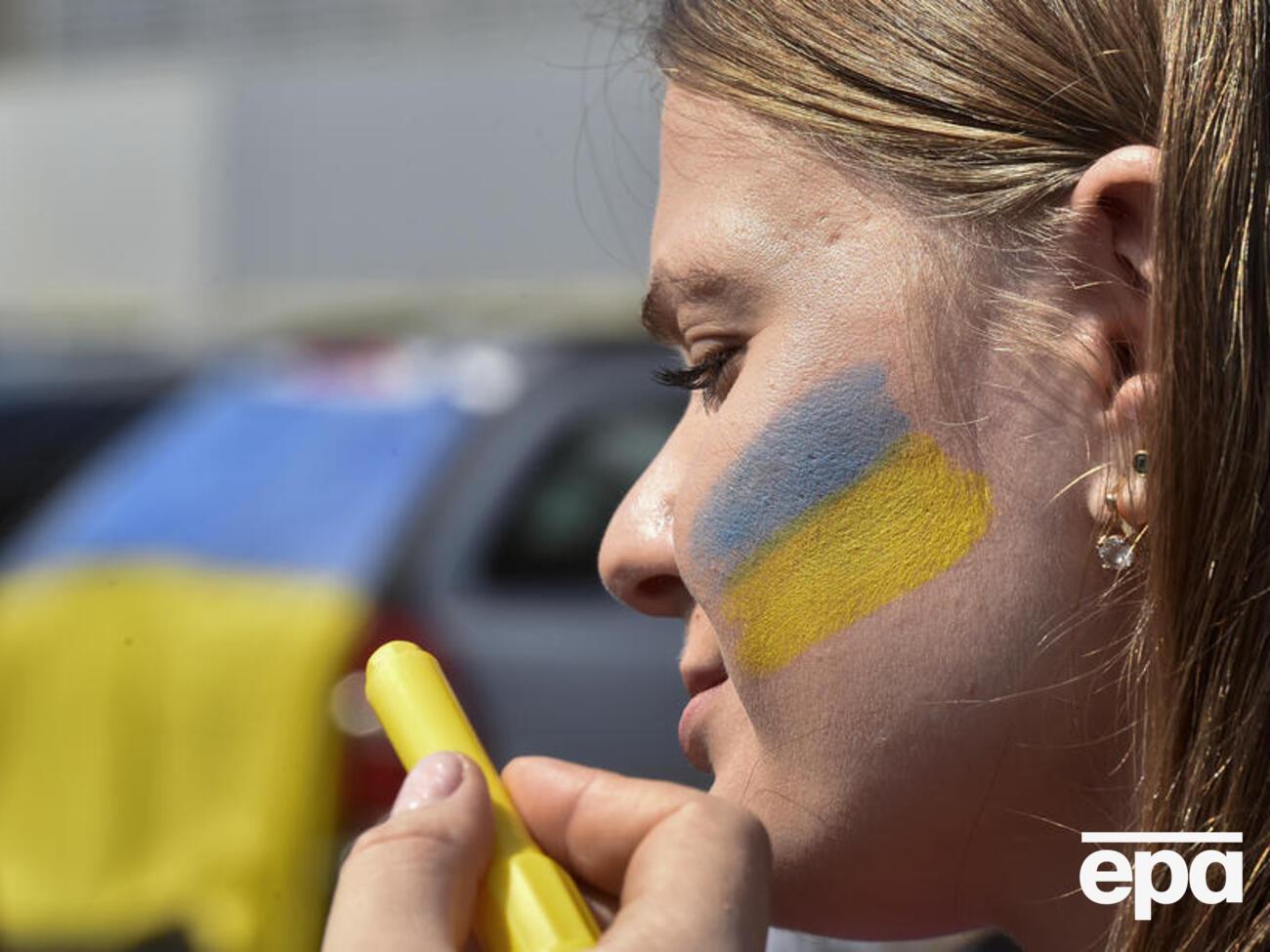 Зменшилася кількість українців, які не дали відповіді на запитання під час соцдослідження