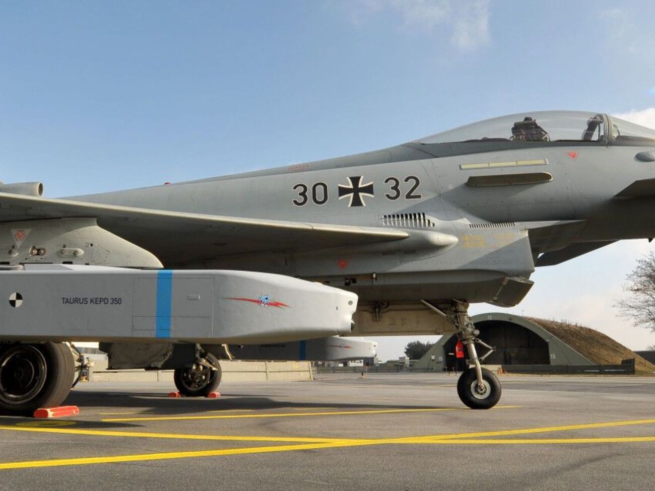 В Германии призывают скорее дать Украине ракеты TAURUS