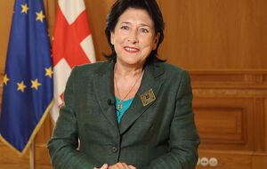 Зурабишвили объявила, что будет баллотироваться в парламент