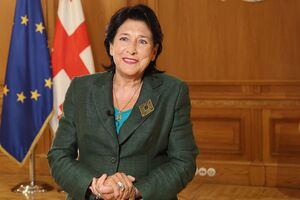 Зурабишвили объявила, что будет баллотироваться в парламент