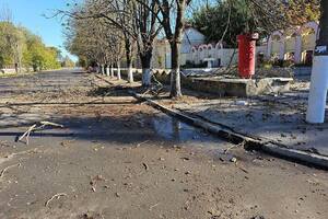 Оккупанты массированно обстреляли Херсон