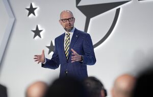 Туск сказал, что на выборах "Польша победила. Демократия победила". Я бы добавил, что Украина и Европа тоже победили