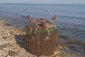 В Черном море минная опасность для торговых судов продолжает оставаться высокой