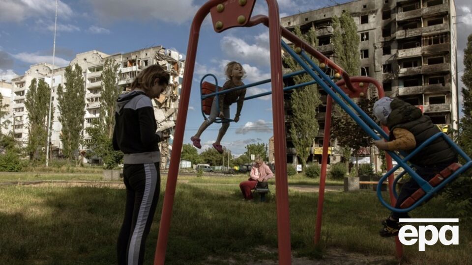 Правоохранителям удалось вывезти из Донецкой области 345 детей