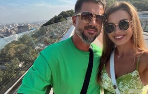 Реус і Налчаджиоглу одружилися 3 червня