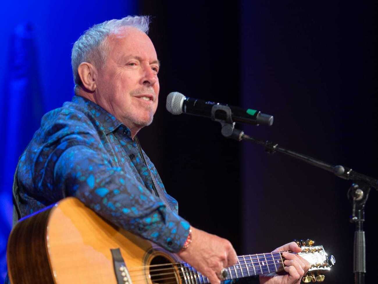 Макаревич: Проблемы решаю только по мере поступления