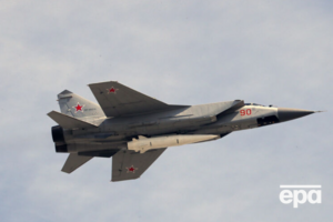 Истребители МиГ-31 с "Кинжалами" будут постоянно дежурить над акваторией Черного моря, сказал Путин